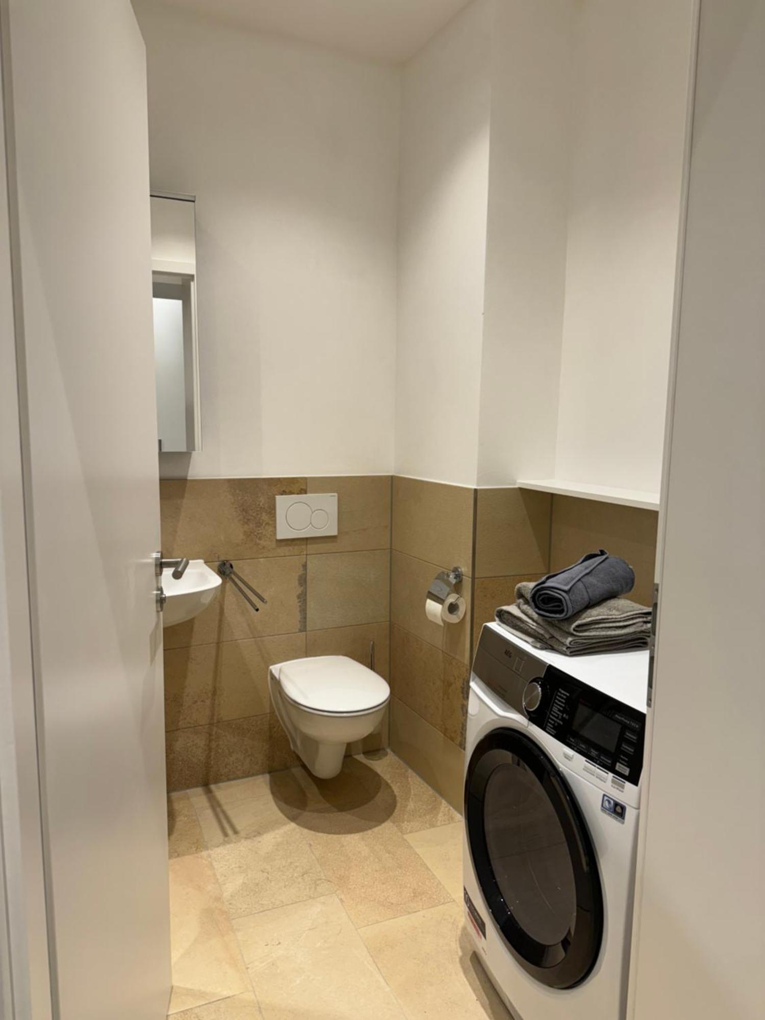 Greenhouse Apartment Am Stadtplatz 티트모닝 외부 사진