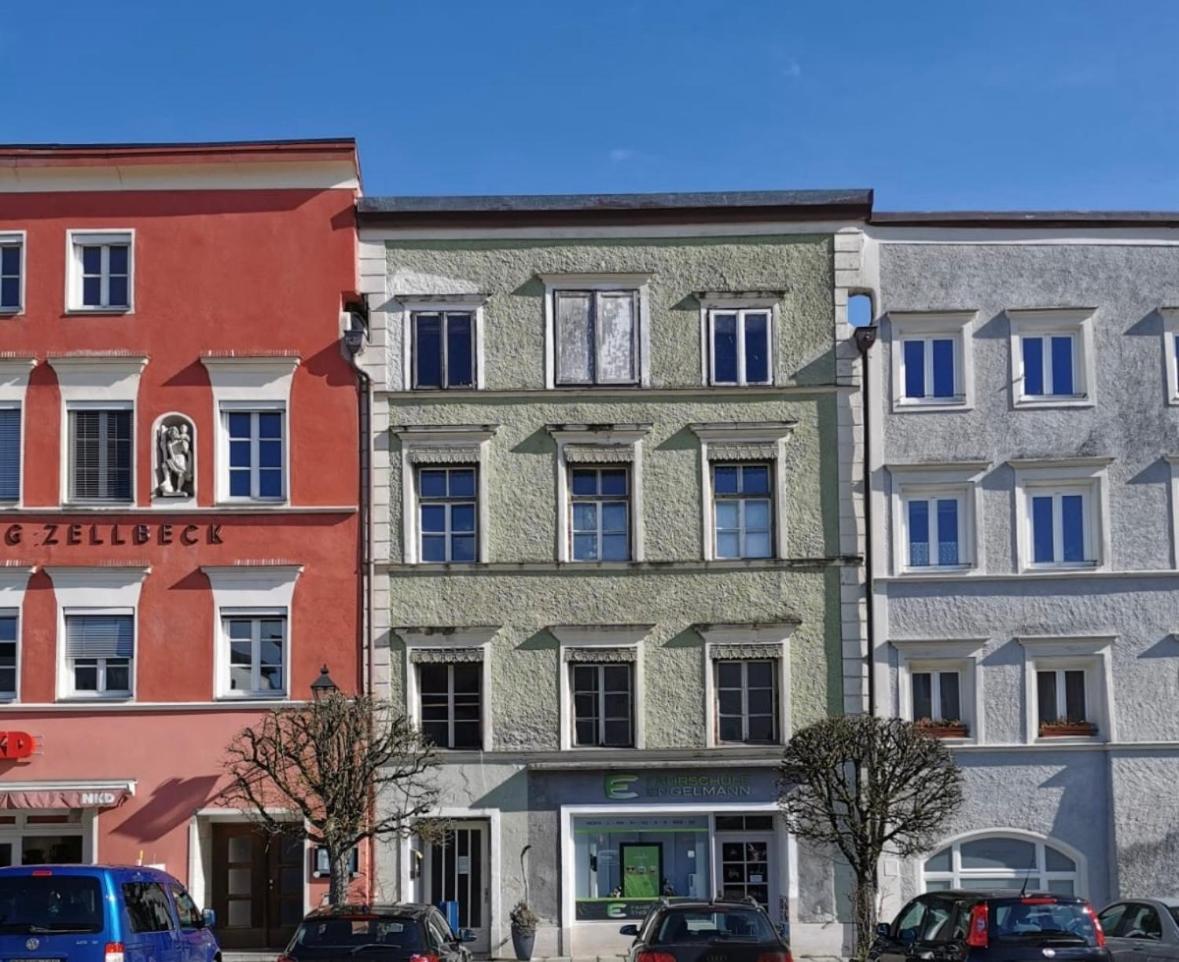 Greenhouse Apartment Am Stadtplatz 티트모닝 외부 사진